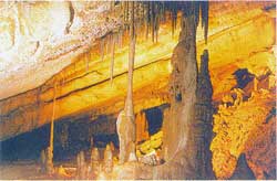 пещера Мра­морная