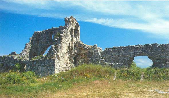 руины крепости  Мангуп-Кале