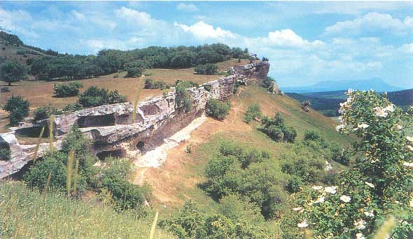 Бакла — самый северный «пещерный город» в Крыму